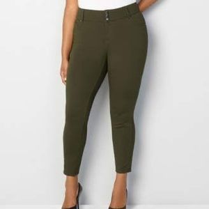 🍁 Avenue Olive Green 3 Button Jegging